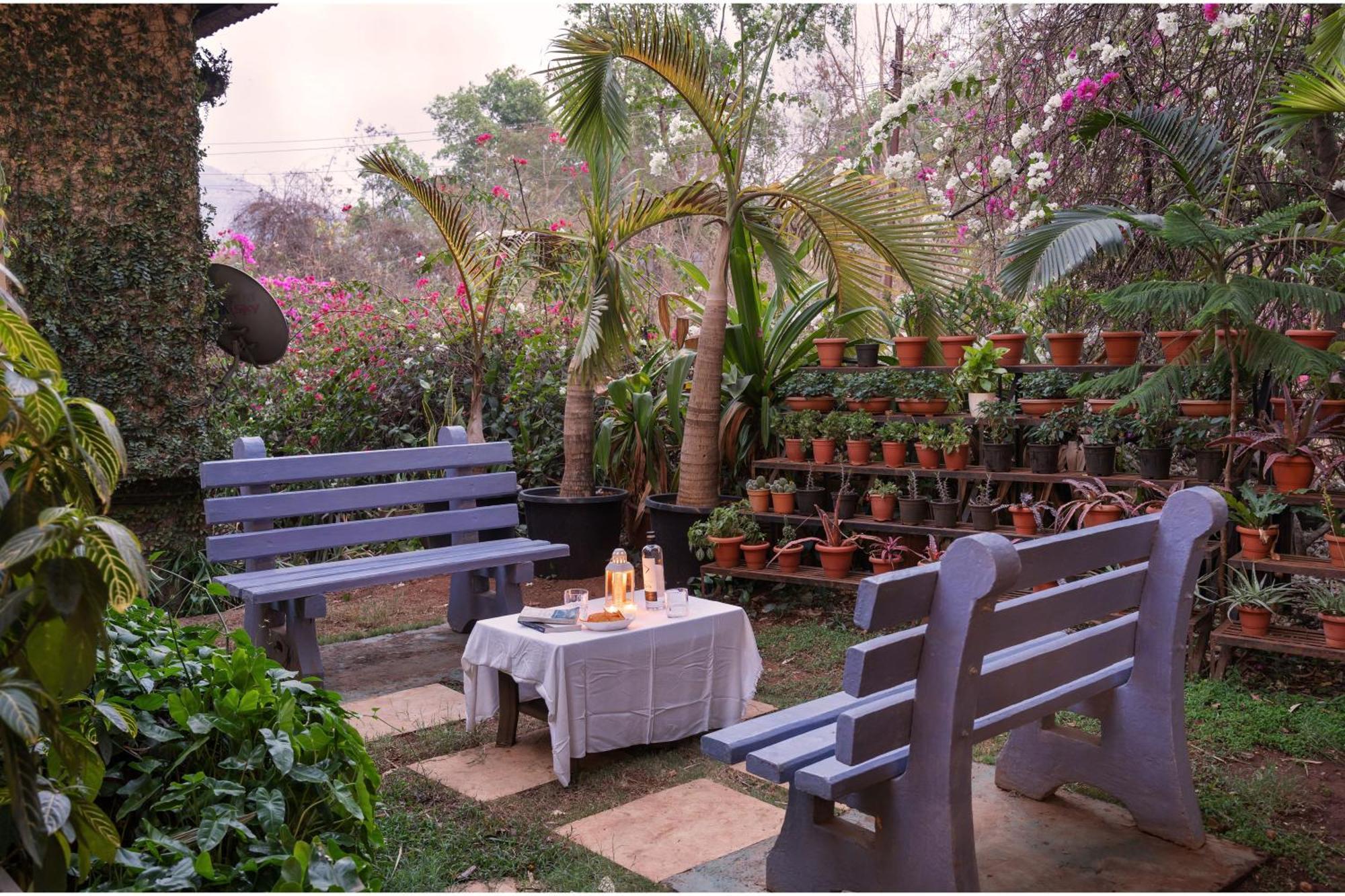 Stay Leisurely Peace Lily Cottage Jacuzzi 2Bhk, Karjat Extérieur photo